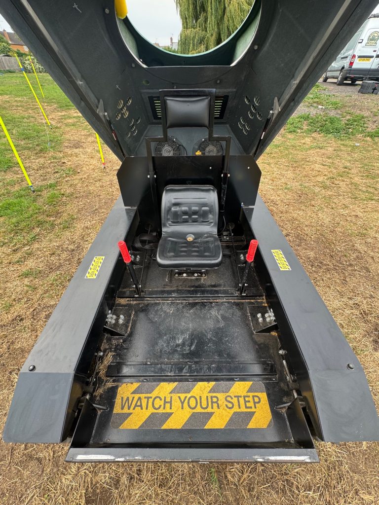 Tank Tracks - Mini Tank Driving Experience